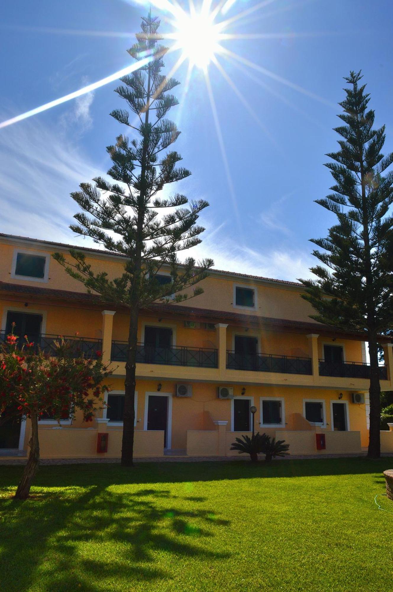 Oula Maisonettes Suites Kávosz Kültér fotó